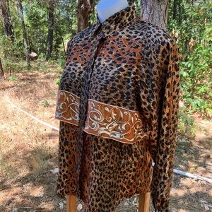 80’s-90’s western women’s blouse Casual Corner Animal Print small